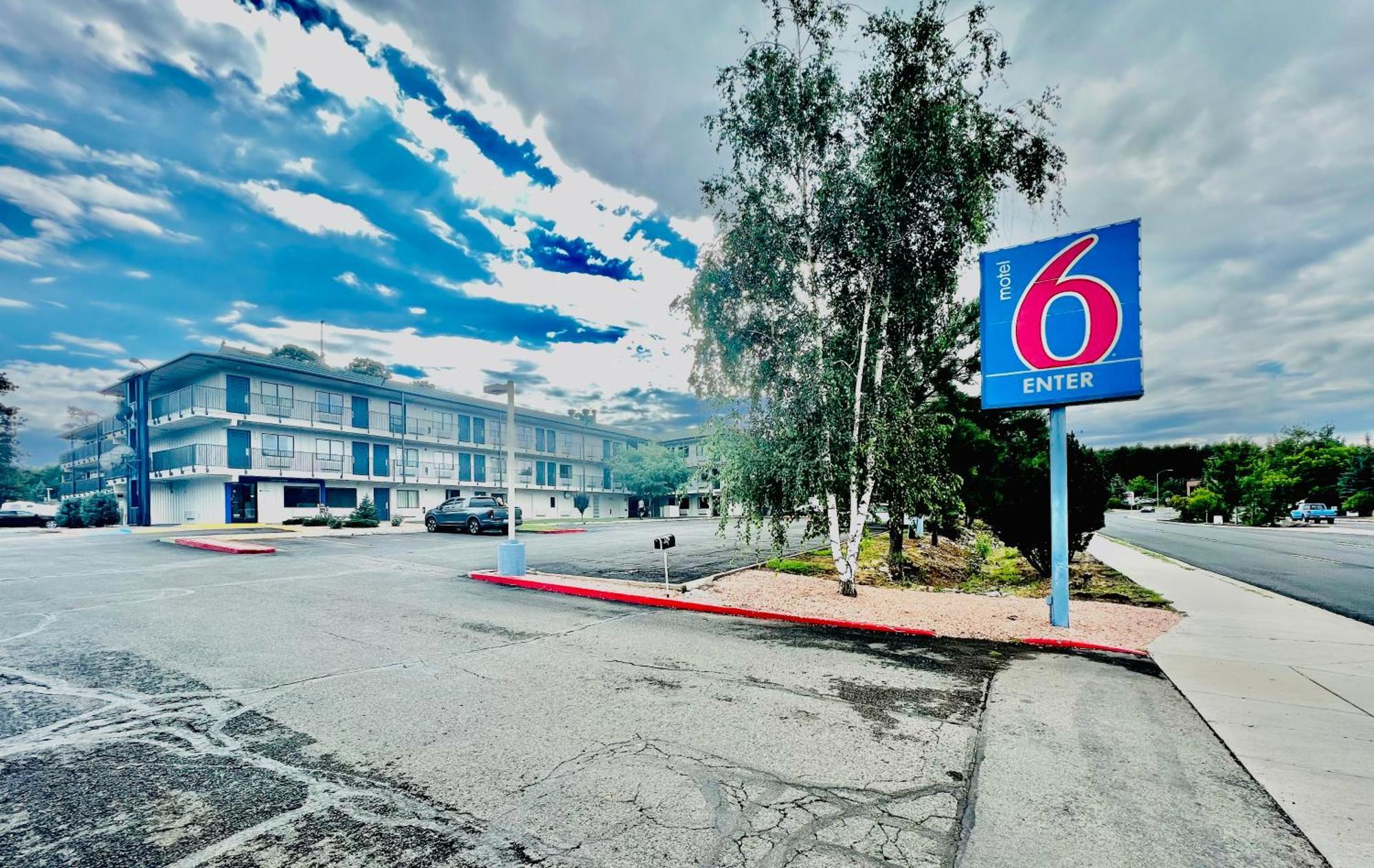Motel 6-Flagstaff, Az - West - Woodland Village Exterior photo