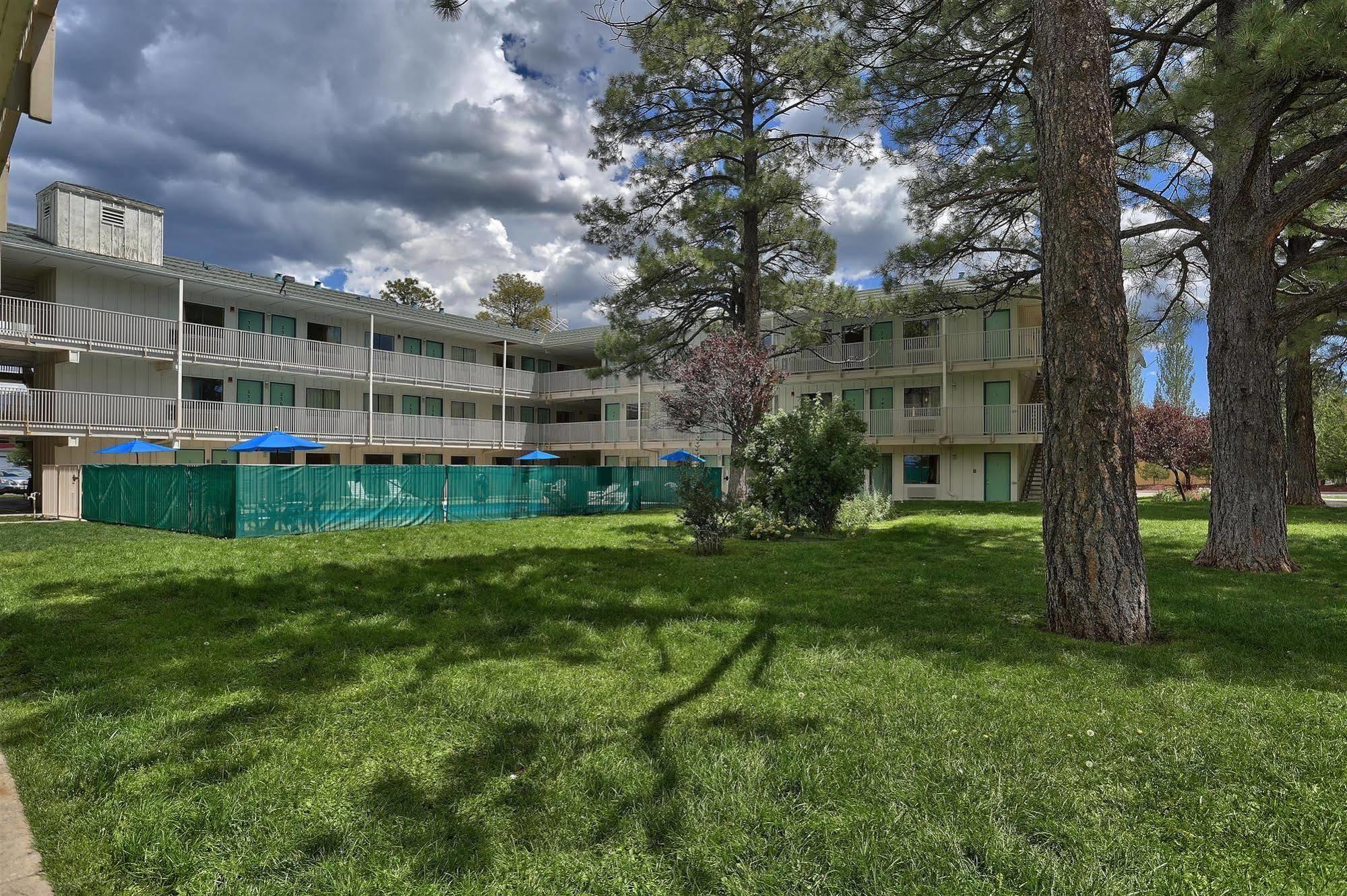 Motel 6-Flagstaff, Az - West - Woodland Village Exterior photo